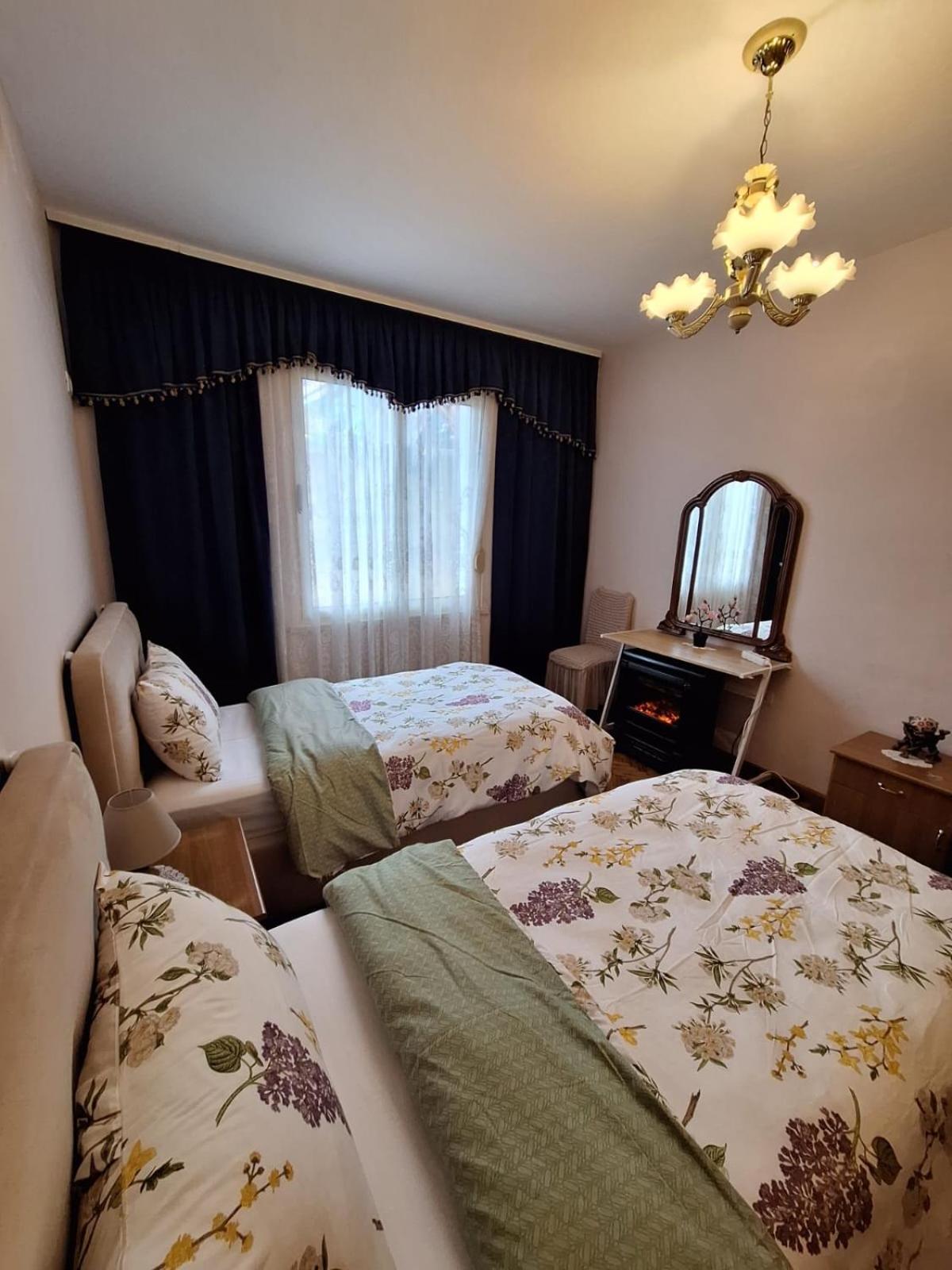 Cozyflat In The Middle Of Tirana Exterior foto